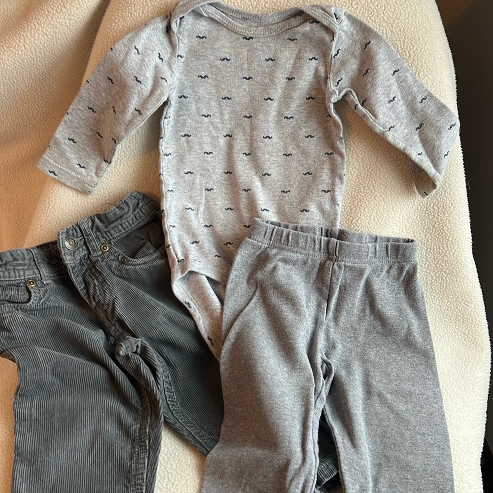 Carter size 12 months outfit